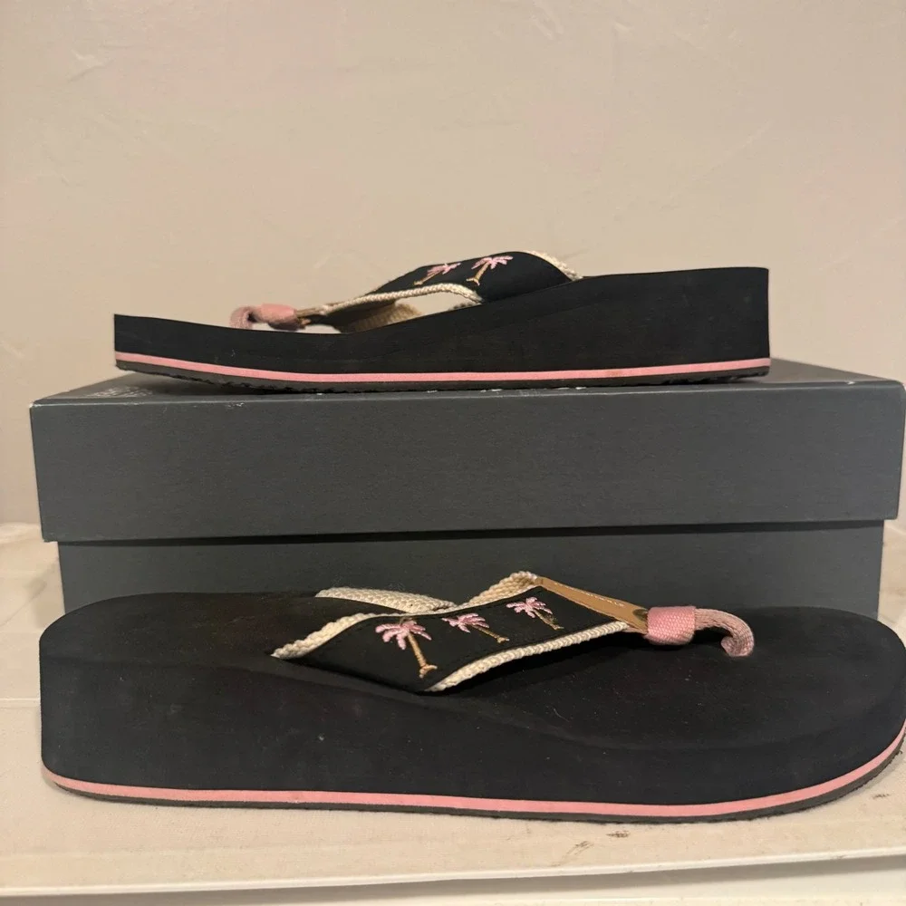 Margaritaville Breezy Wedge Sandals Womens 9 Black Pink Excellent Palm Tree